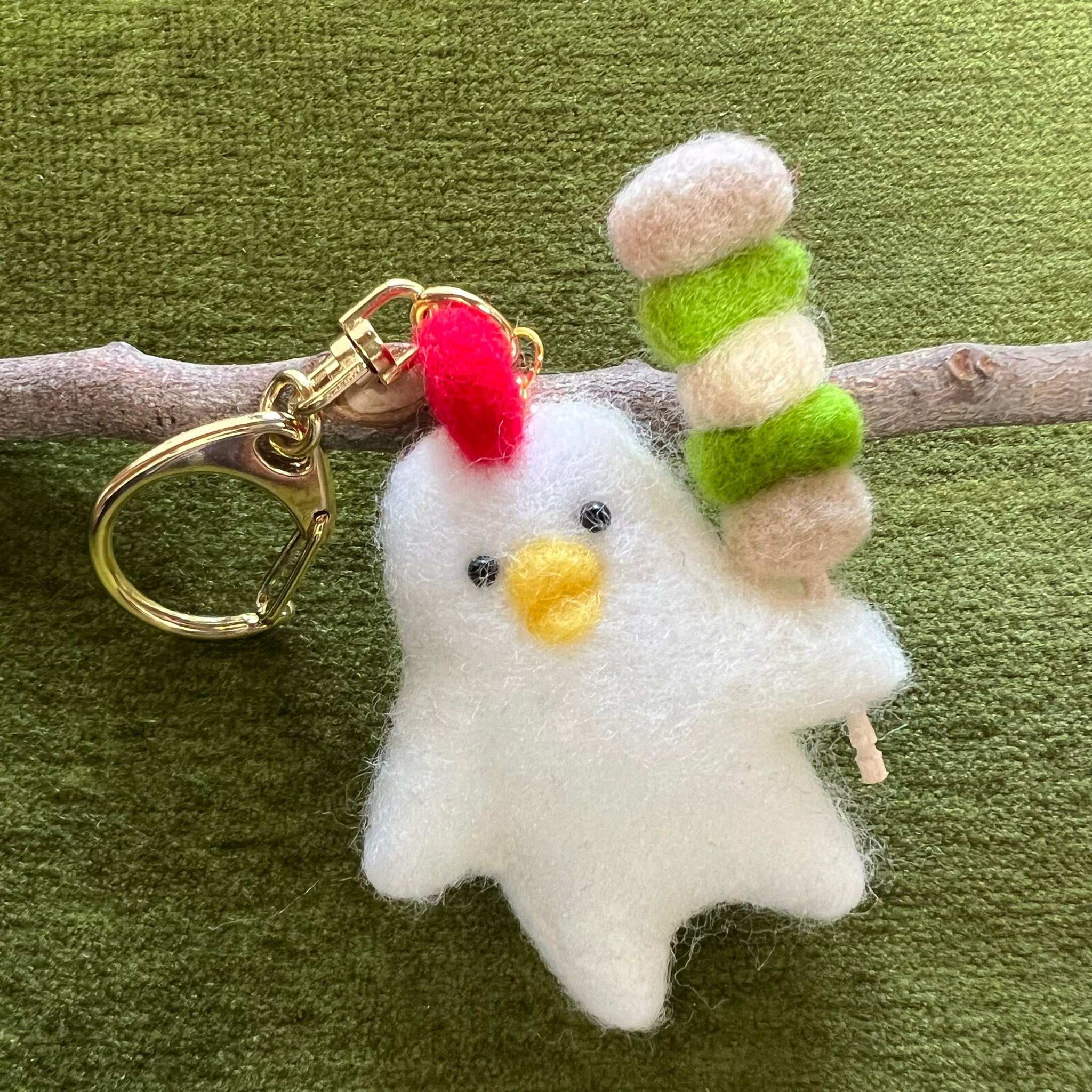 羊毛フェルト トリ友 ニワトリと焼き鳥 キーホルダー 羊毛フェルト
