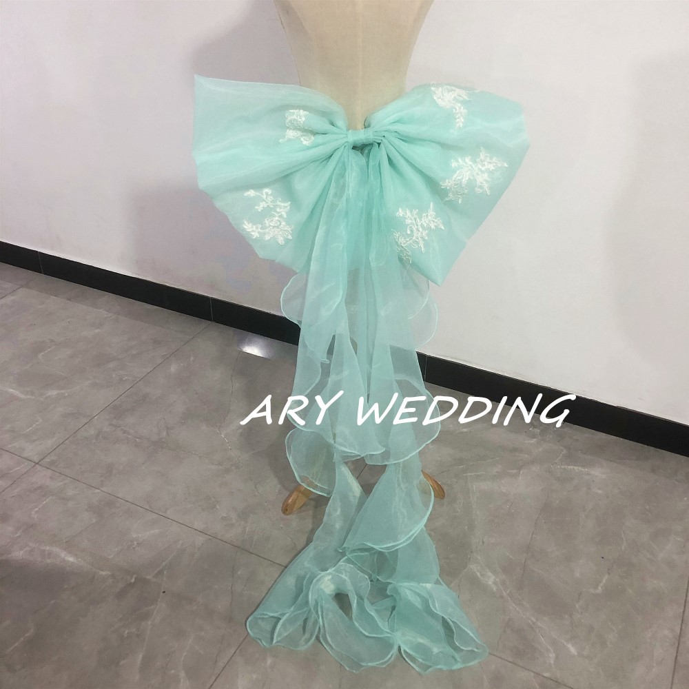 大好評中！オーダーメイド ウェディングドレス 大きなバックリボン 可愛い お色直し小物