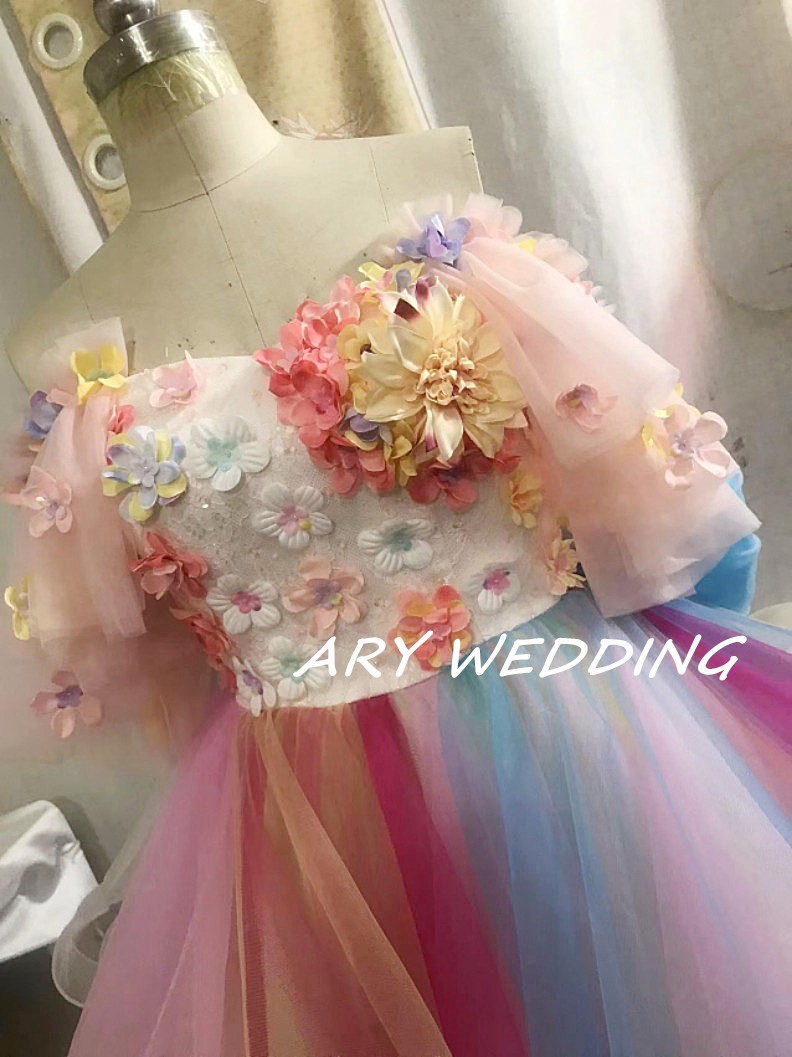 高品質！レインボーカラードレス 虹色 オフショル フィッシュテール お呼ばれ/2次会 謝恩会/ ショートインロング