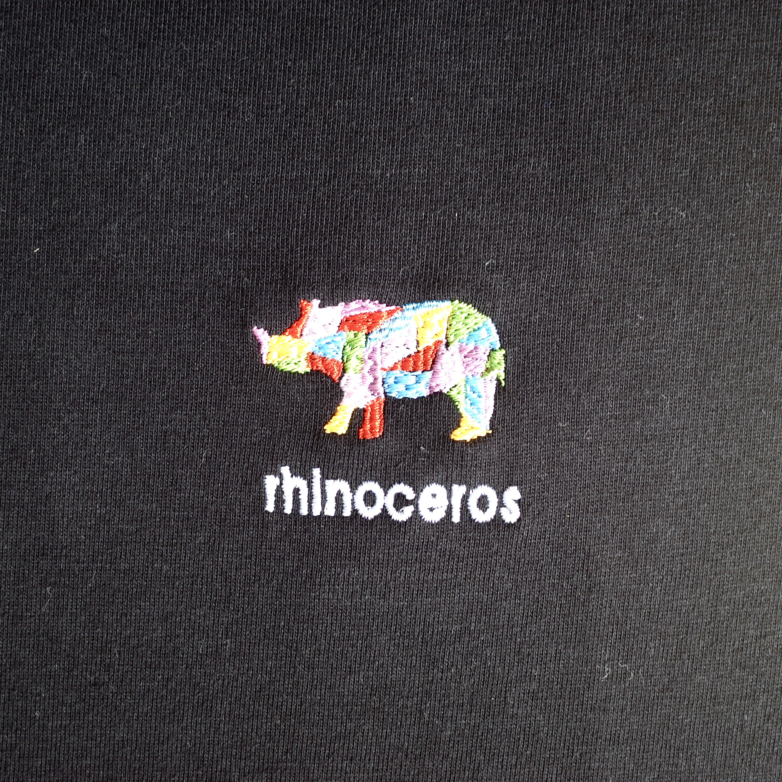 rhinoceros サイ モザイク調 ワンポイント刺繍Tシャツ 6.2oz 半袖 長袖
