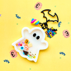 恐竜 車 名前 シャカシャカ キーホルダー 星 出産祝い 誕生日