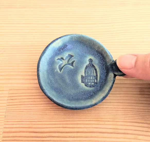 足付き小皿　キャンドルスタンド　アクセサリートレイに　陶器 4枚目の画像