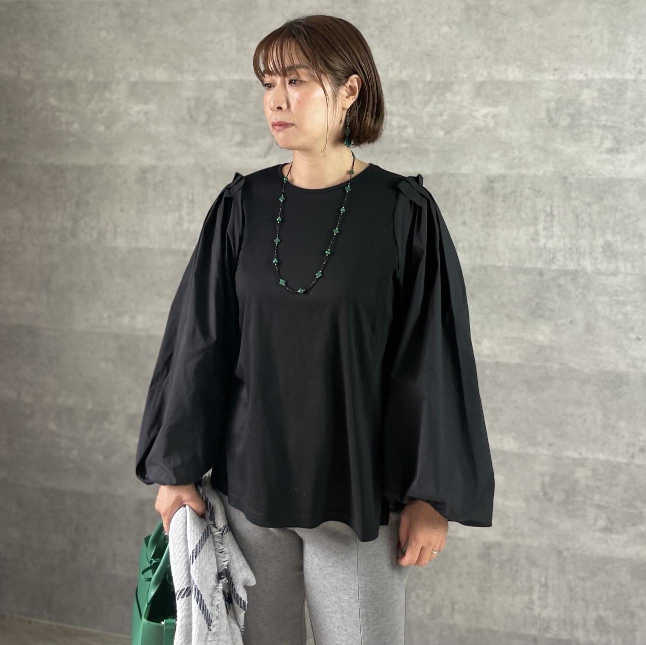 GRACY異素材ドッキング 黒　近年モデル 美品✨M’S 袖リボンブラウス