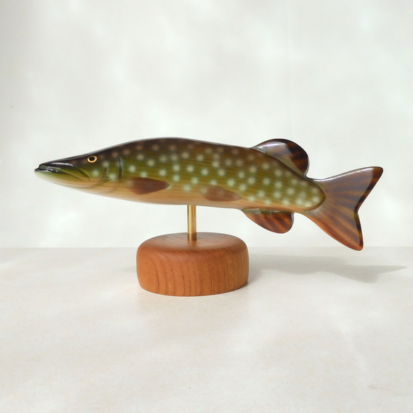 パイク （木・魚・置物・釣り） Northern pike / fish / wood / animal 3枚目の画像