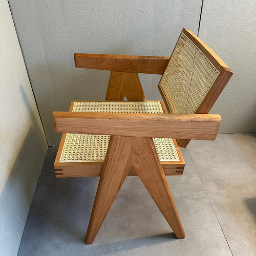 リプロダクト Pierre Jeanneret ピエールジャンヌレ PH28