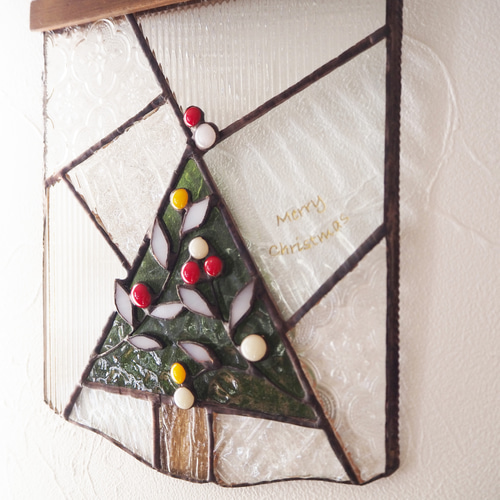 ステンドグラスのクリスマスツリータペストリー（グリーン） その他