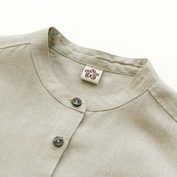 適合季節變換的亞麻兩用立領襯衫裙（自然米色）OP33。 第12張的照片