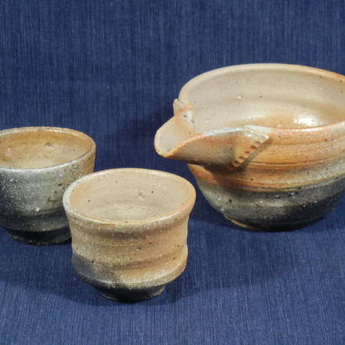 片口　陶器 片口 330ml 風雅 月白 和食器 磁器 日本製 （ 酒器 約1.8合 注ぎ