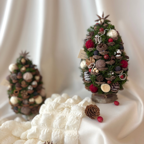 2025 森のクリスマスツリー BIG松ぼっくりアレンジ☆白ver