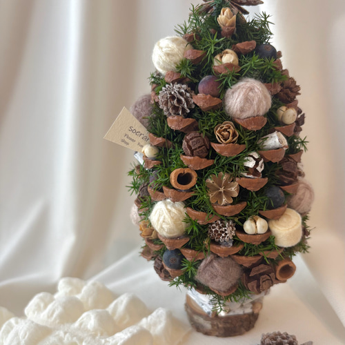 再再販】2025 森のクリスマスツリー BIG松ぼっくりアレンジ☆白ver