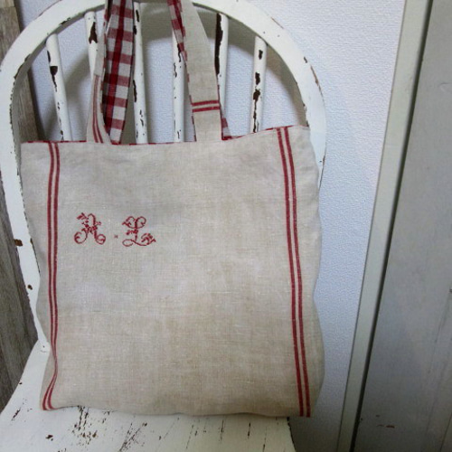 フランスアンティーク花文字手刺繍イニシャルのリネンとドイツ フランスアンティーク花文字手刺繍イニシャルのリネンとドイツ
