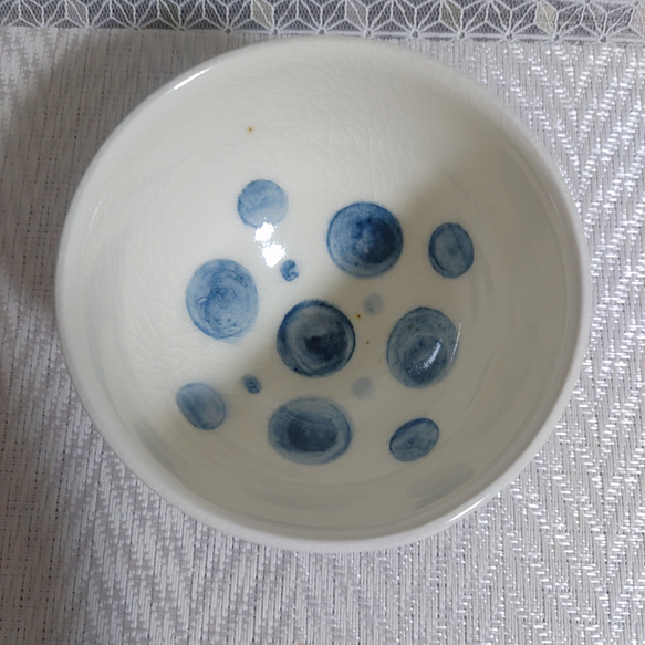 水玉模様のご飯茶碗 5枚目の画像