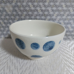 水玉模様のご飯茶碗 1枚目の画像
