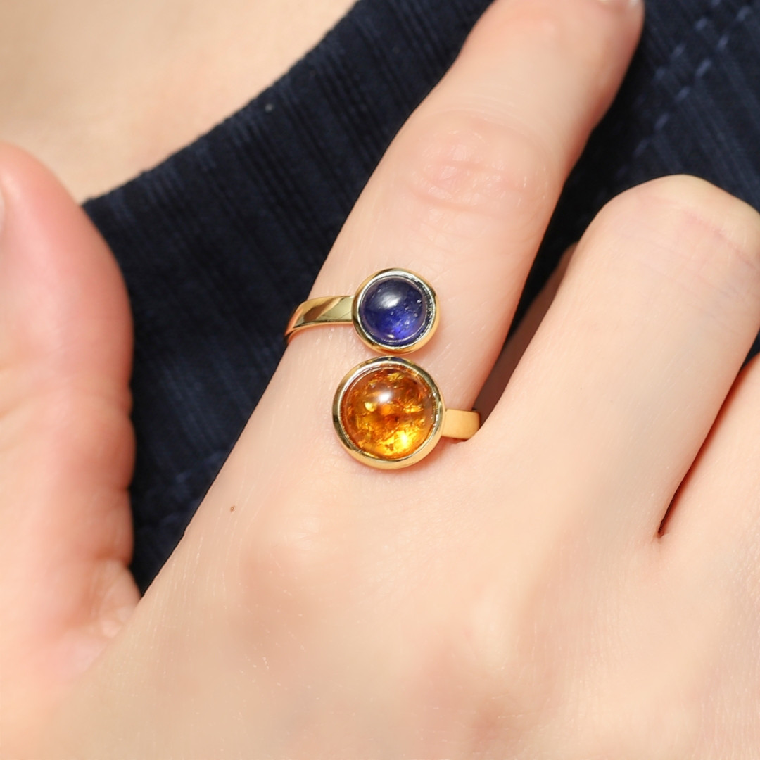 コーデリングおまけ中♪《バルティックアンバー×サファイア》フォークリング【サージカルステンレス】アレルギー対応◇べっ甲