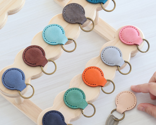 マグネットキーホルダー LF-019 名入れ、メッセージ刻印対応 レザー