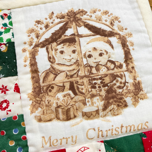四角つなぎとクリスマスのパッチワークタペストリーa パッチ 四角つなぎとクリスマスのパッチワークタペストリーa パッチ