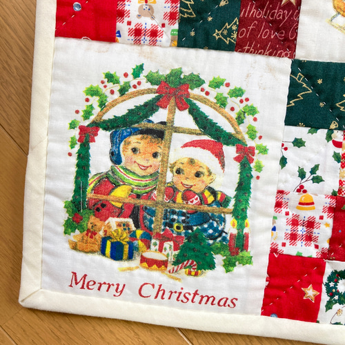 バッチワーク4点まとめ売り キルト芯倍増タイプ・2枚セット】42cm×42cm 四角つなぎのパッチ