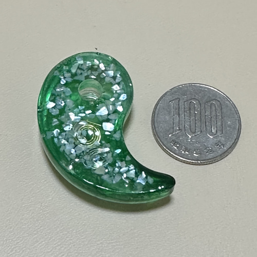 勾玉オルゴナイト（緑） 楽器・アクセサリ しー 通販 16681298