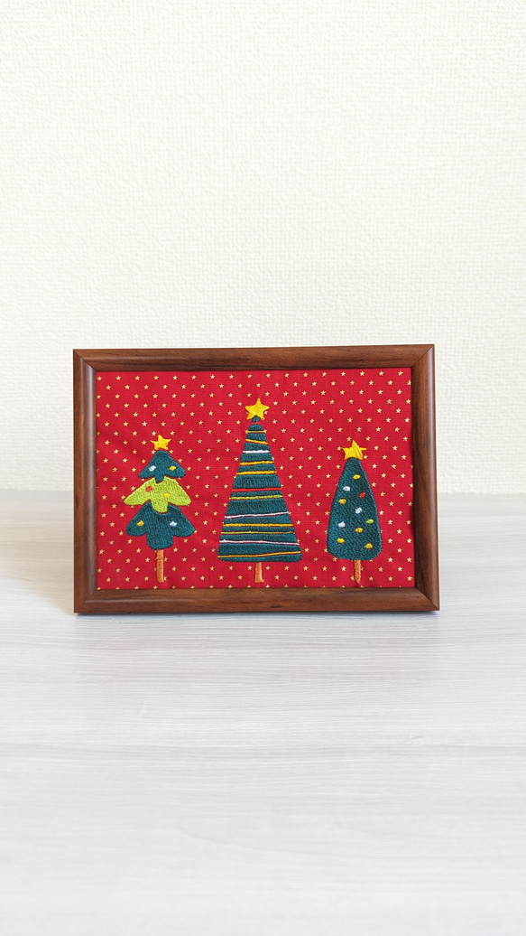 北欧風 刺繍のクリスマスツリー 4枚目の画像