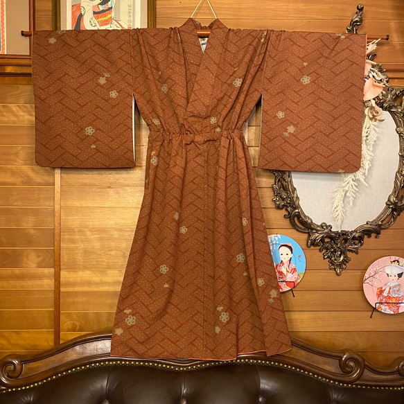 着物 洗える 化繊 ワンピース ドレス ハンドメイド リメイク 帯サッシュベルト 和洋折衷 6枚目の画像