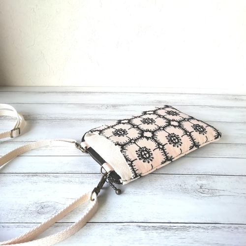 SALE☆ミナペルホネンanemone L字ファスナー,スマホポシェット