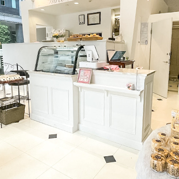 ケーキ屋さんショーケースレジカウンター(W2000ホワイト)冷蔵 ケーキ屋さんショーケースレジカウンター(W2000ホワイト)冷蔵