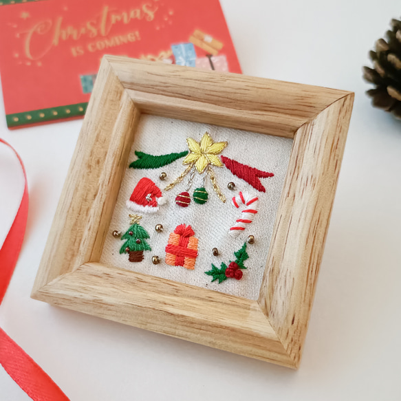 クリスマス飾りのミニ刺繍フレーム 壁飾り インテリア雑貨