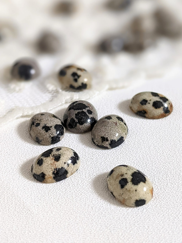 天然石 ダルメシアンジャスパー オーバル カボション 10✕8㍉ 4個 パーツ 4枚目の画像