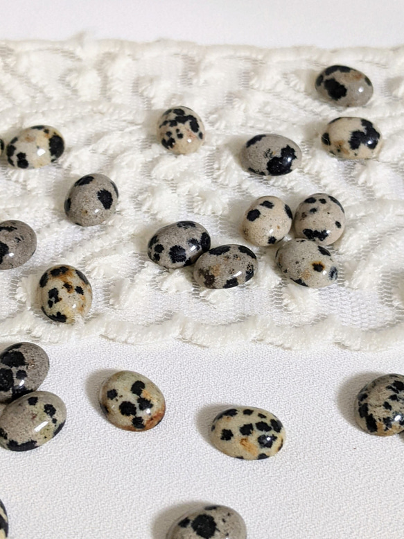 天然石 ダルメシアンジャスパー オーバル カボション 10✕8㍉ 4個 パーツ 3枚目の画像