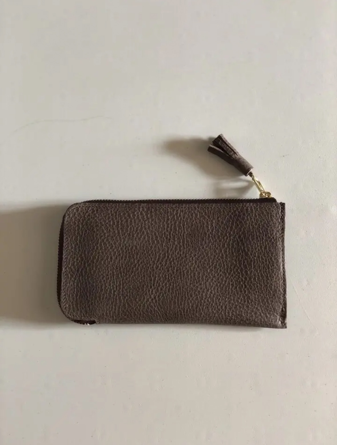 コンパクトな長財布　マチ付き