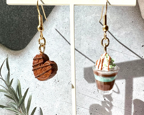 ピアス】チョコミント・チョコ源氏パイ ミニチュアフード ピアス