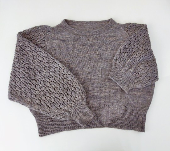 Lacy Puff Pullover 印刷文章パターン 7枚目の画像