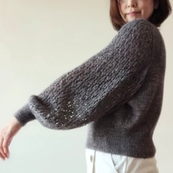 Lacy Puff Pullover 印刷文章パターン 6枚目の画像