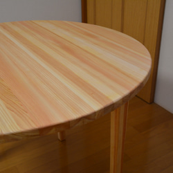 ダイニングテーブル　丸98cm  サークル　無垢のヒノキ　　 4枚目の画像
