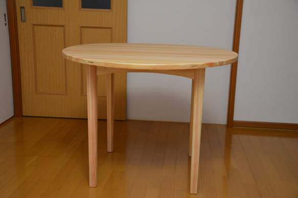 ダイニングテーブル　丸98cm  サークル　無垢のヒノキ　　 6枚目の画像