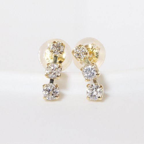 14金　お花　0.20ctダイヤモンド　ピアス 14金 お花 0.20ctダイヤモンド ピアス ダイヤモンド ピアス 0.14