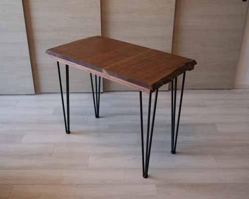 古材使用)耳付きブビンガ(無垢)の天板にアイアンレグのサイドテーブル