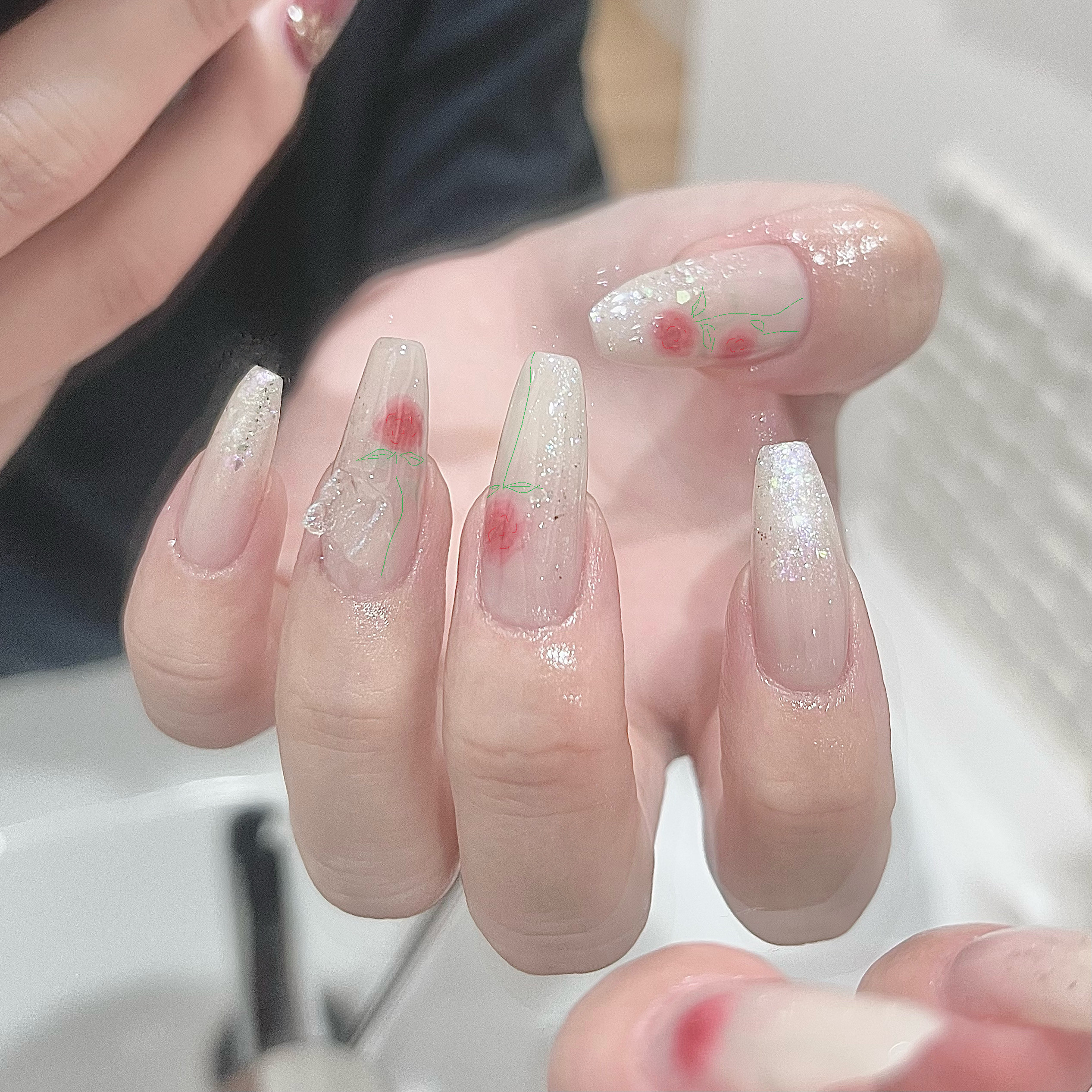 【オーダー】ネイルチップ　パール　薔薇　埋め尽くし オーダー】ネイルチップパール薔薇埋め尽くし