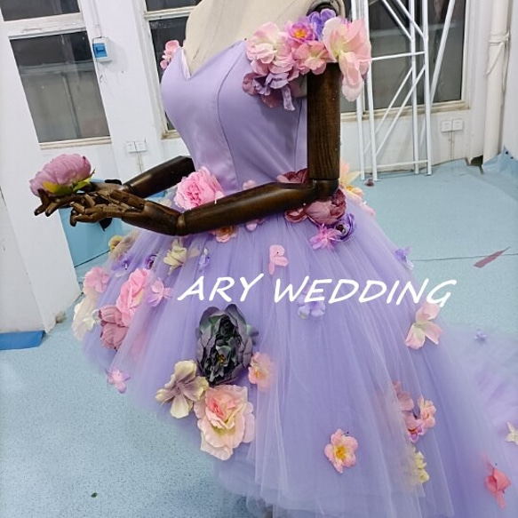 高品質！カラードレス 薄紫 フィッシュテール 花モチーフ 可愛い  プリンセスライン  花嫁 5枚目の画像
