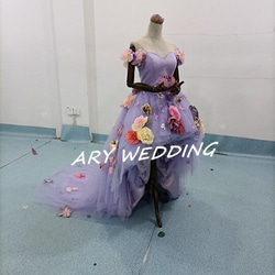 高品質！カラードレス 薄紫 フィッシュテール 花モチーフ 可愛い  プリンセスライン  花嫁 3枚目の画像