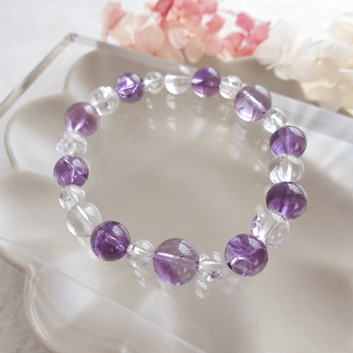 透き通る！綺麗なアメジストのブレスレット！ 2025年巳年パワーストーン】オニキス＆アメジスト＆水晶ブレスレット