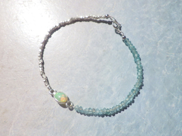 【10月誕生石】Simply Opal Silver Bracelet☆【銀枠】オパール&アパタイト 6枚目の画像
