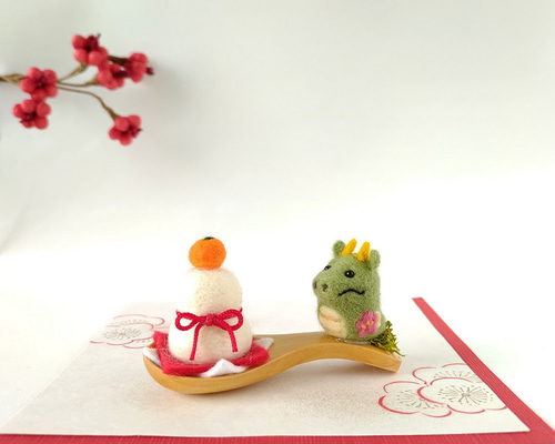 お正月飾り⟡.·*.辰年2024♡門松・鏡餅♡羊毛フェルト fb97b9e7b863e837192e9b99610d9d