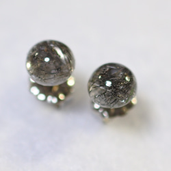 (1 件) 黑色電氣石石英耳環（6 毫米，鈦柱） 第2張的照片