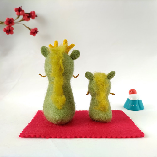 みー♪追加分☆お正月飾り♡辰年☆羊毛フェルト♪ハンドメイド☆ 2024(辰年) 辰親子のお正月飾りセット（四つ葉のクローバー