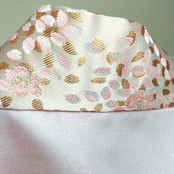 【100歳】百寿紀寿祝い西陣織金襴 『桜の花いかだ』合わせちゃんちゃんこ４点セット 2枚目の画像