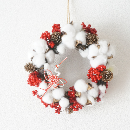 コットンと赤い実のクリスマス＆お正月リース しめ縄・しめ飾り hanahi