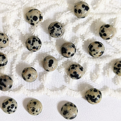 【再販】天然石 ダルメシアンジャスパー ラウンド カボション 8㍉ 4個 パーツ 2枚目の画像