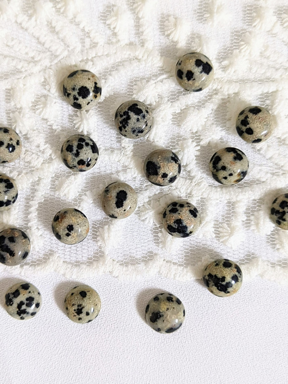 【再販】天然石 ダルメシアンジャスパー ラウンド カボション 8㍉ 4個 パーツ 2枚目の画像