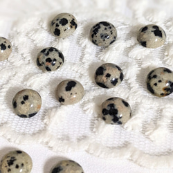 【再販】天然石 ダルメシアンジャスパー ラウンド カボション 8㍉ 4個 パーツ 4枚目の画像